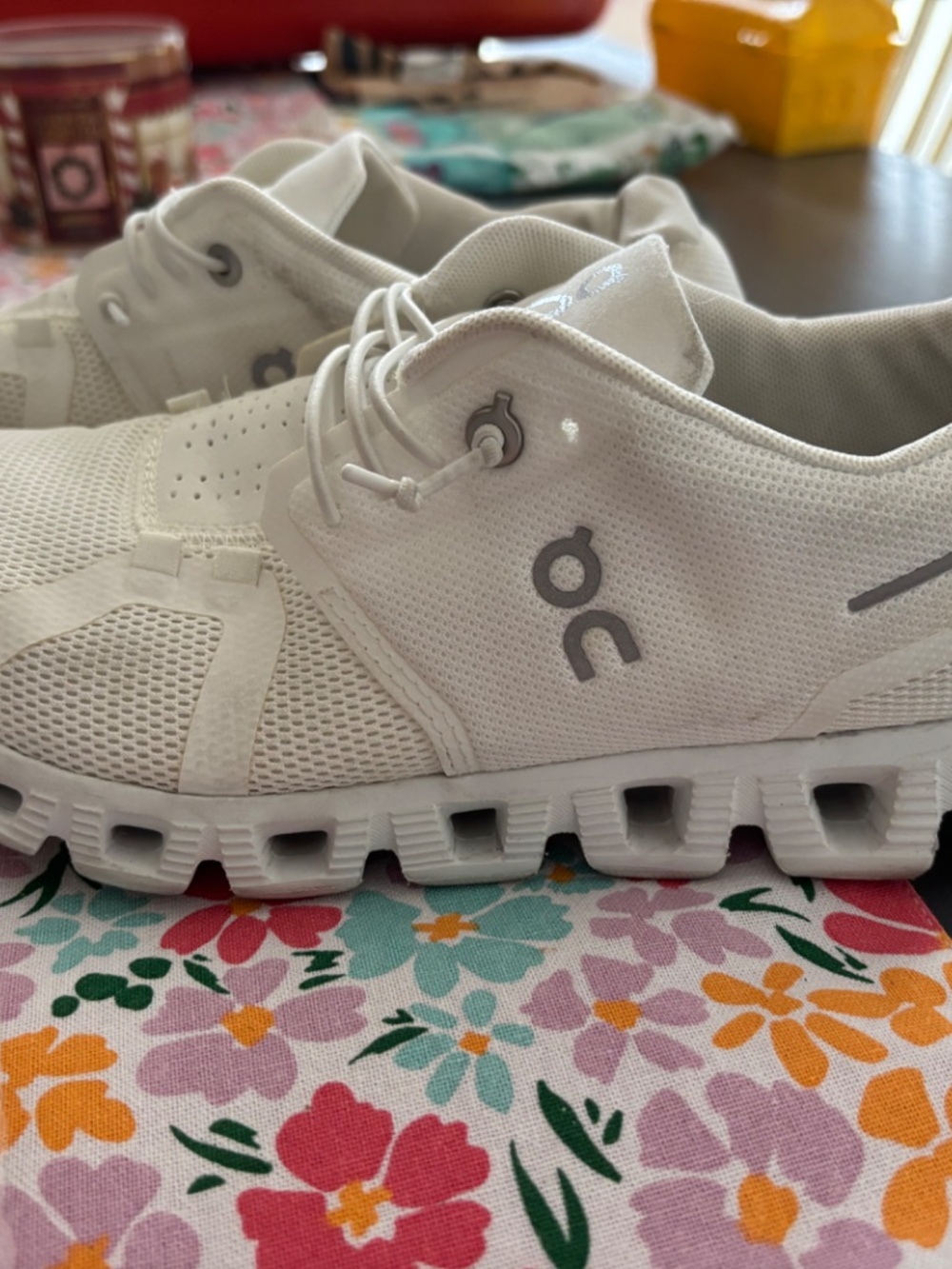 Womens Onclouds - Picture 2 of 3